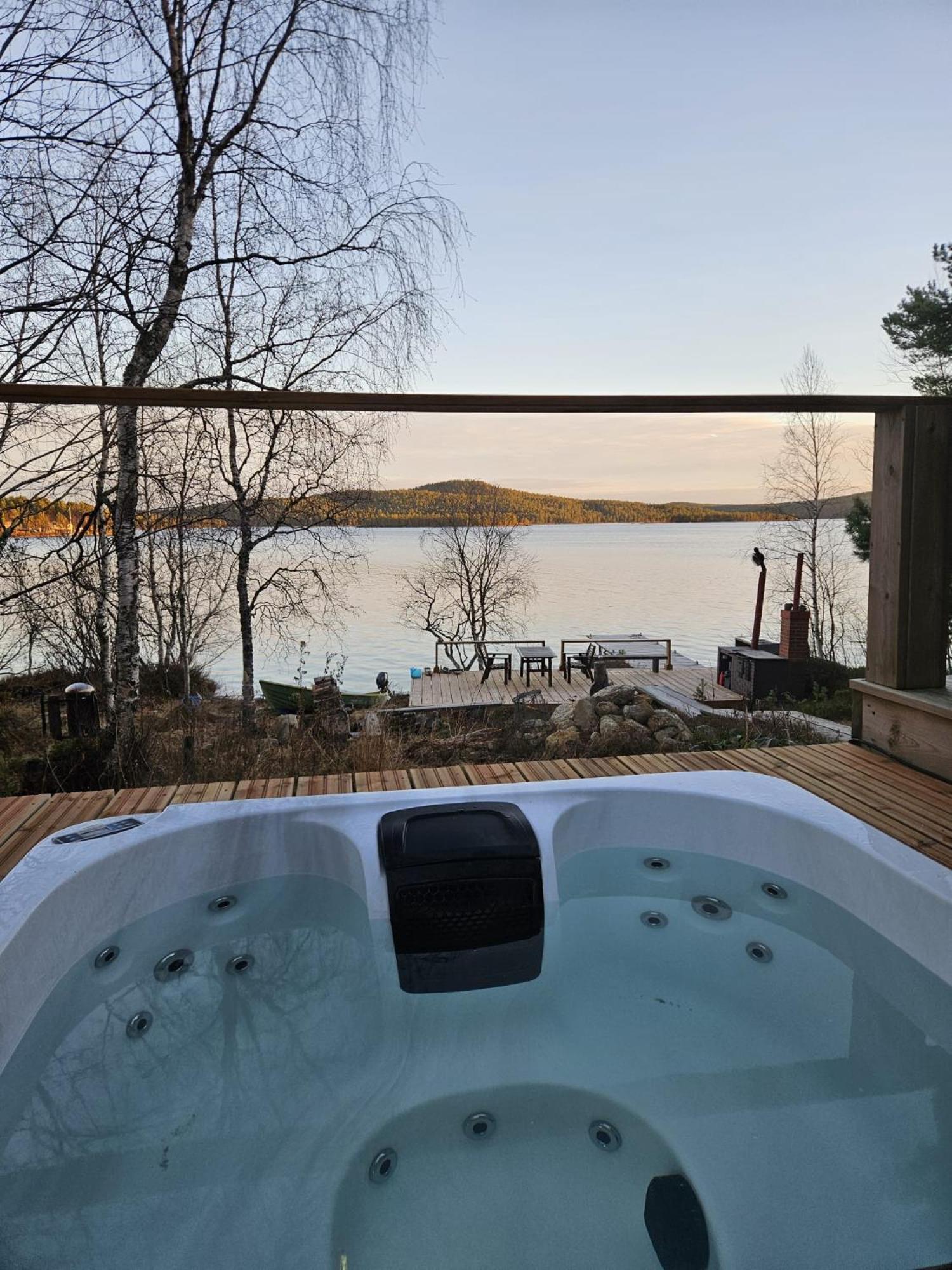 Heteranta, Lake Inari / Inarijaervi Exterior foto